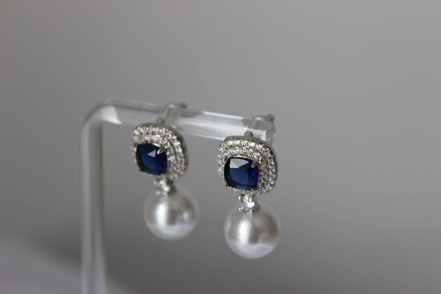 "ZARA" Pearl Drop Blue & Silver Earrings