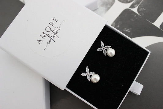"LUCY" Pearl & Crystal Silver Studs
