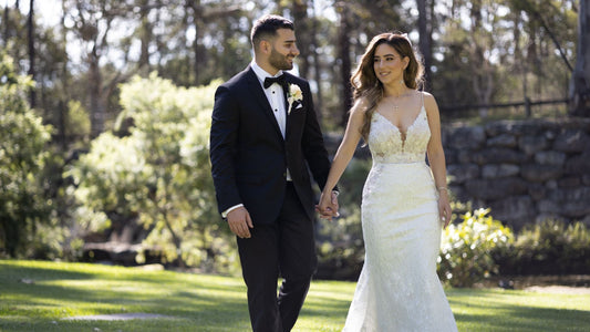 bride and groom at Holroyd Gardens Nature Reserve