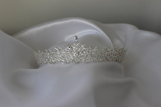 Luxury bridal crown