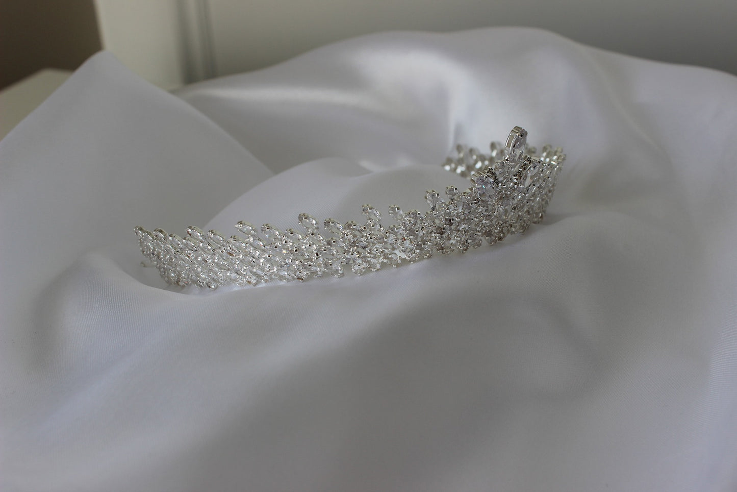 Luxury bridal crown