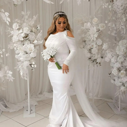 Bride wearing double layer wedding veil