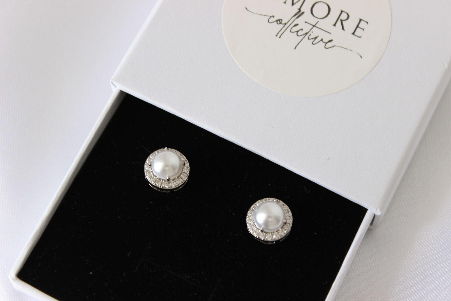 "NATALIE" Pearl Silver Studs