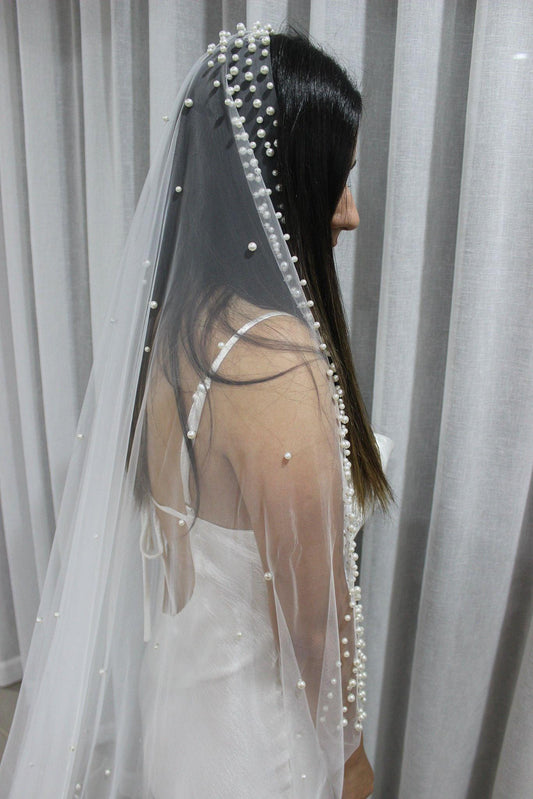 "CHARLOTTE" Pearl Mantilla 1 Tier 3M Veil