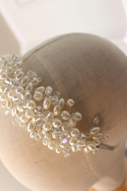 "DINA" Pearl Bridal Headpiece