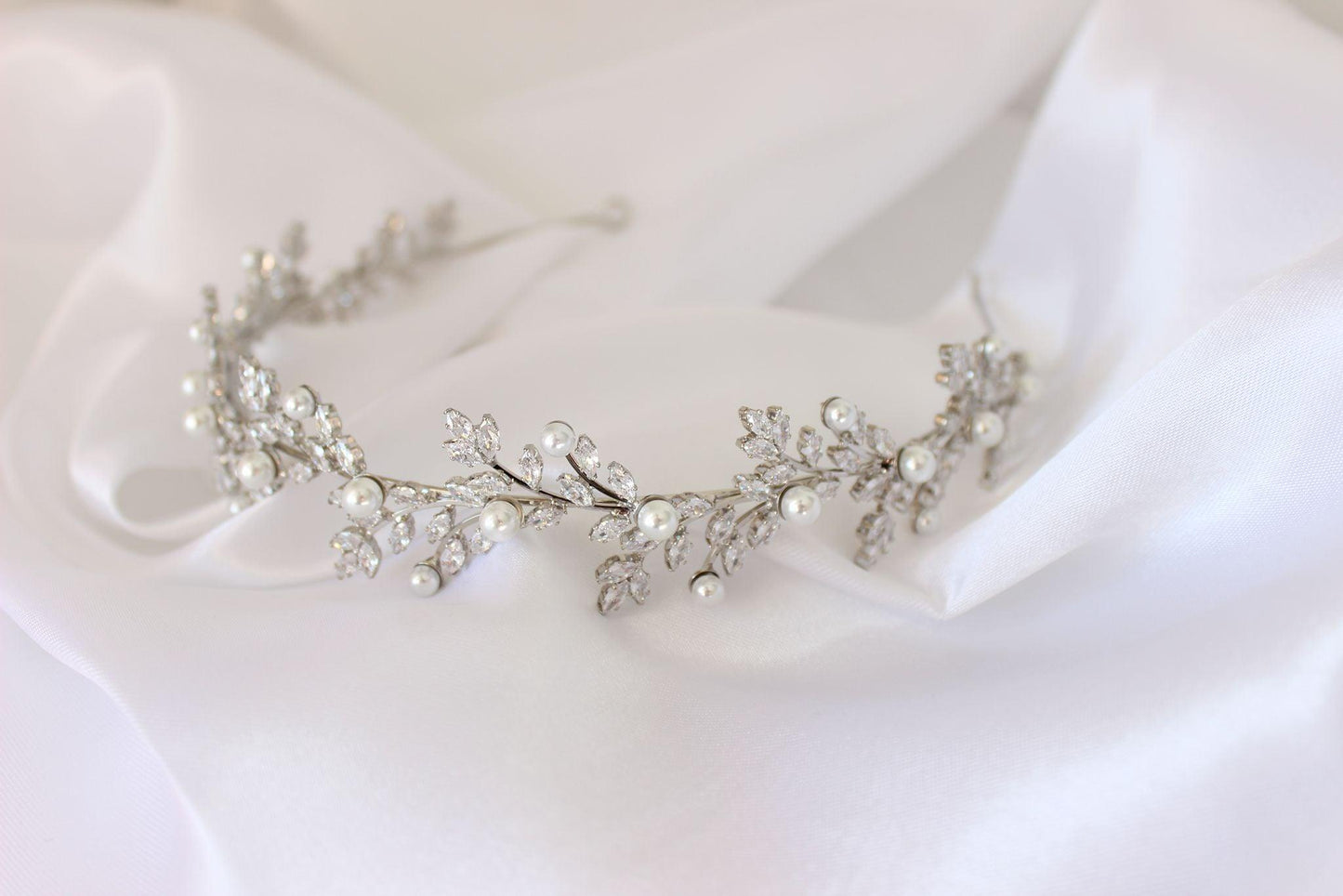 "ANASTASIA" Crystal & Pearl Bridal Headpiece - Silver