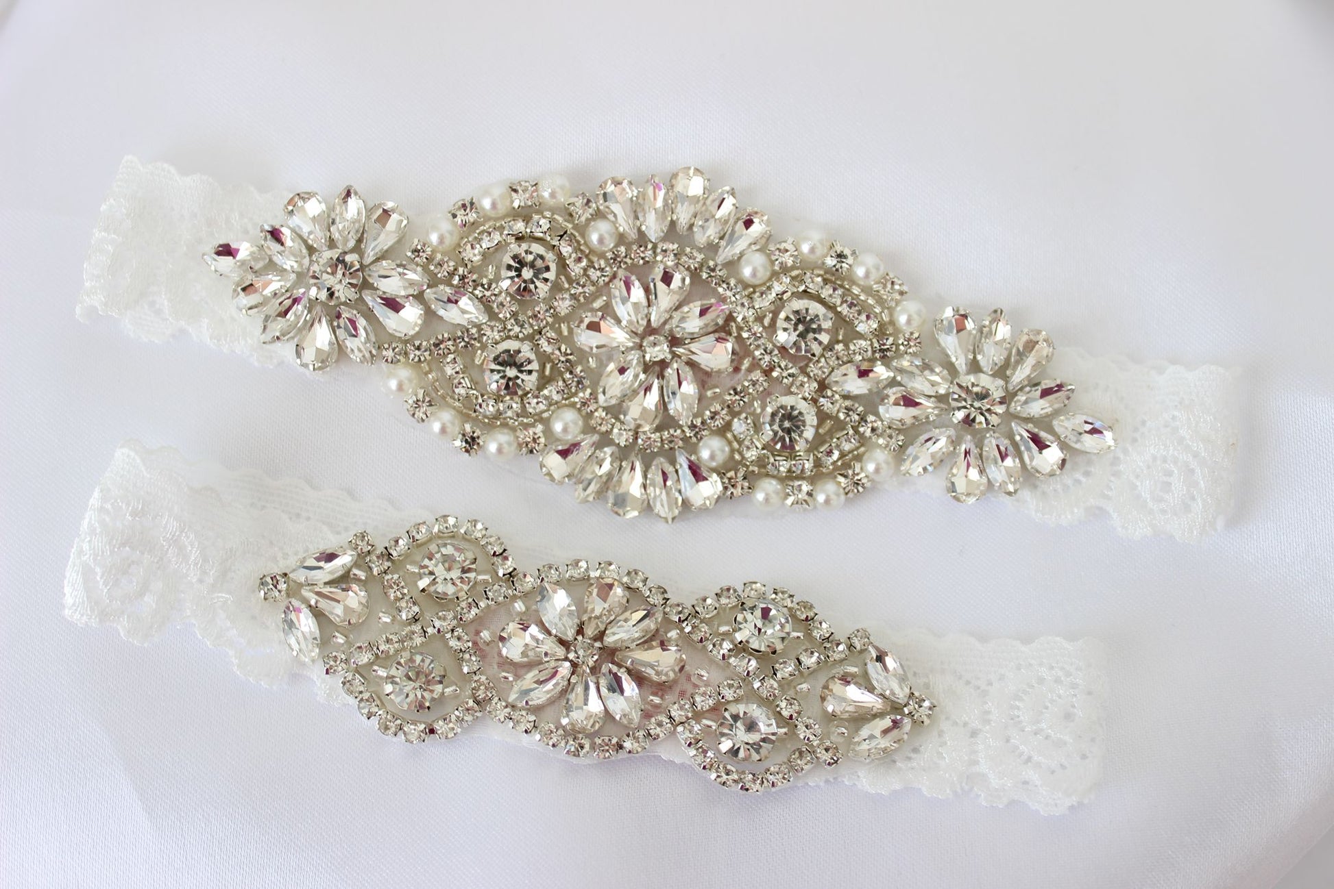 Embellished Lace Bridal Bridal Garter Set of 2