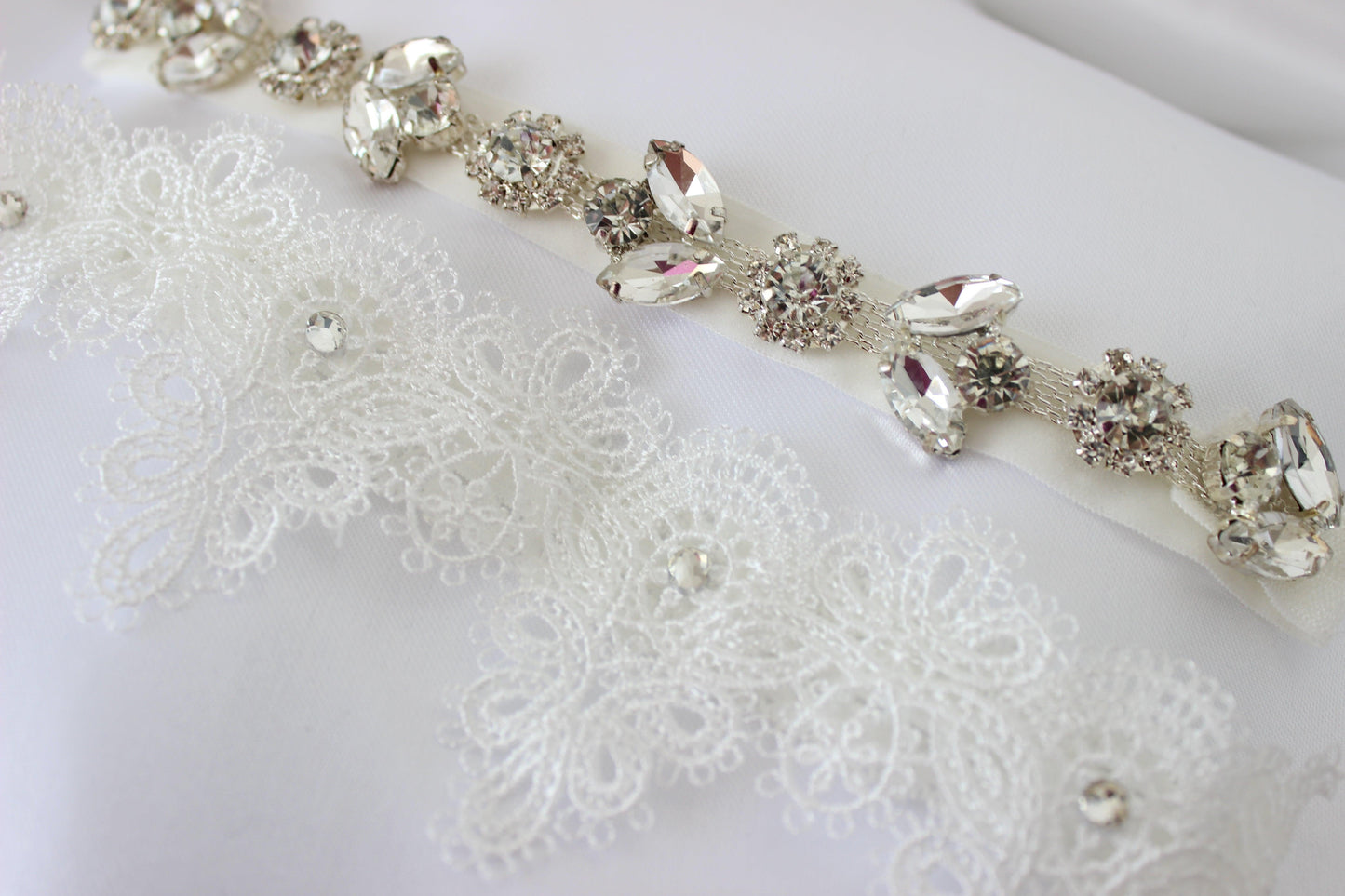 Amore Collective Sydney bridal wedding garter