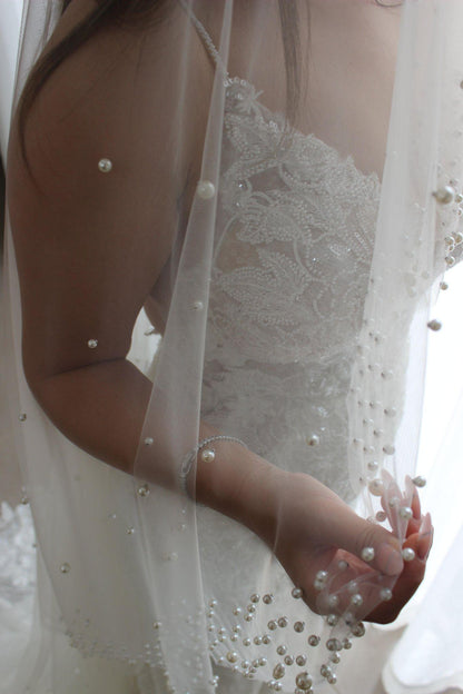 Pearl Two Tier Veil in champagne colour