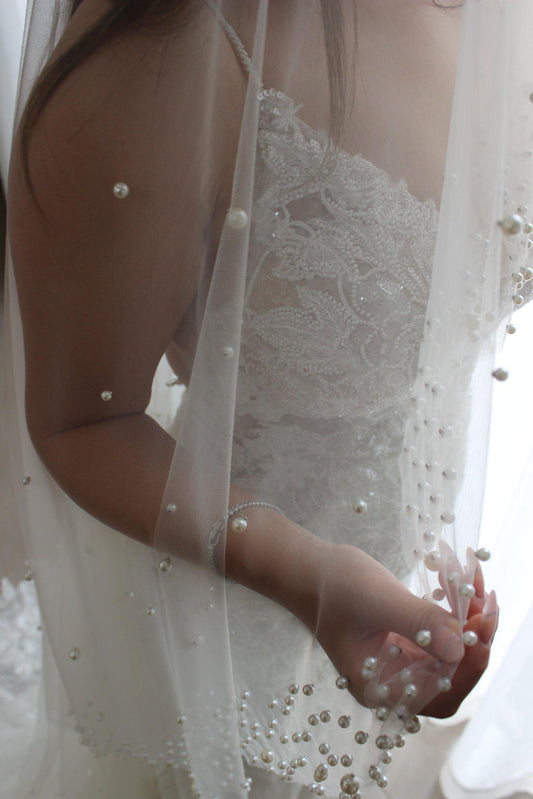 Pearl Two Tier Veil in champagne colour