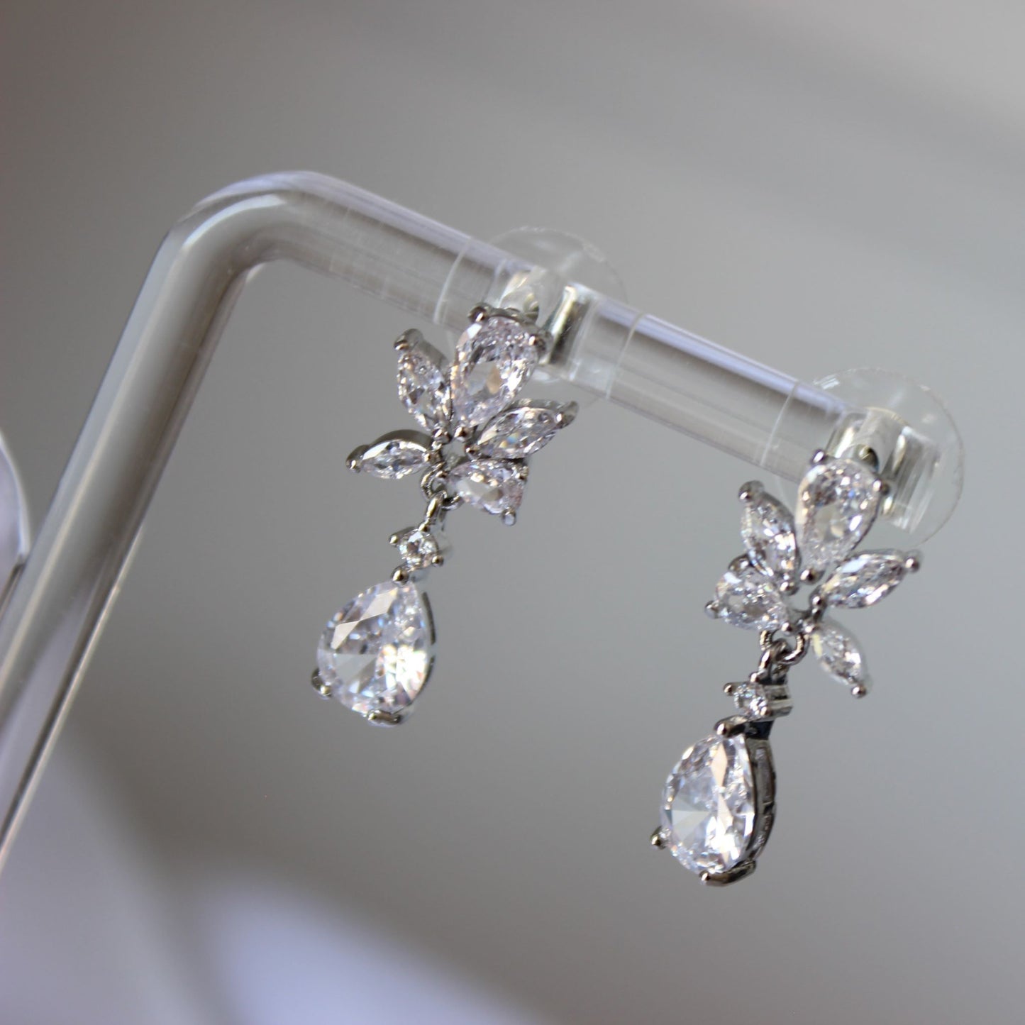 Crystal silver earrings