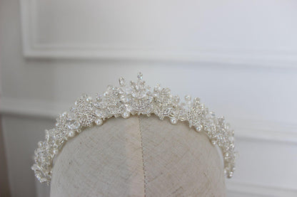 Amelia silver crystal bridal tiara close up