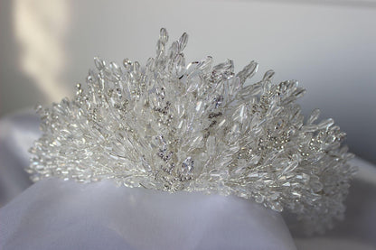 claudia bridal crown silver on mannequin