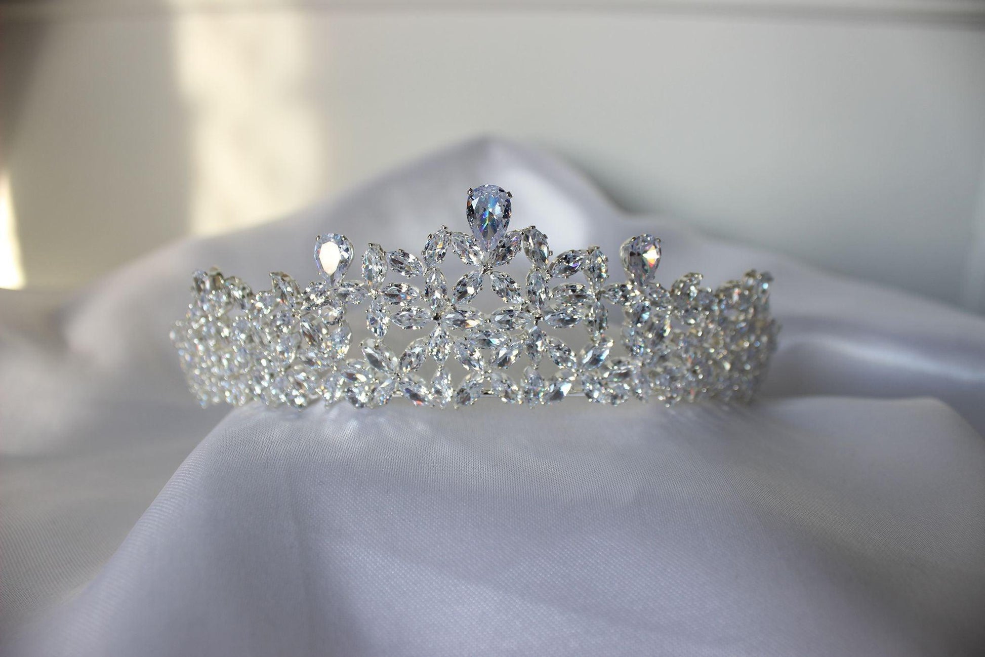 Jade silver bridal crown