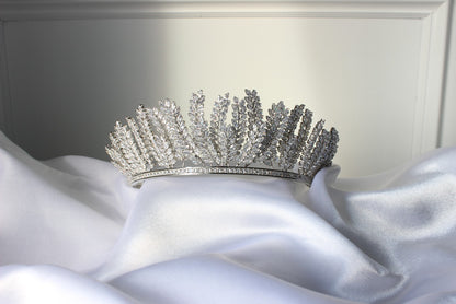 Leia silver bridal crown