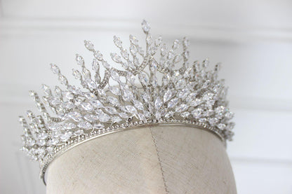 Liana large silver bridal crown