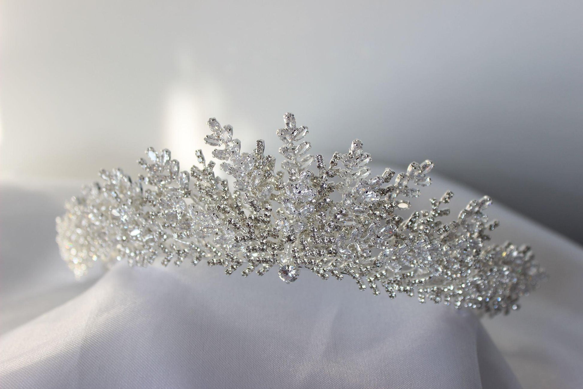 Luciana silver bridal crown