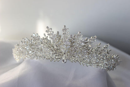 Luciana silver bridal crown