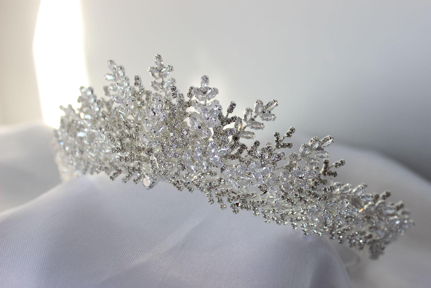 Luciana silver bridal crown