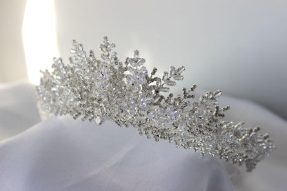 Luciana silver bridal crown