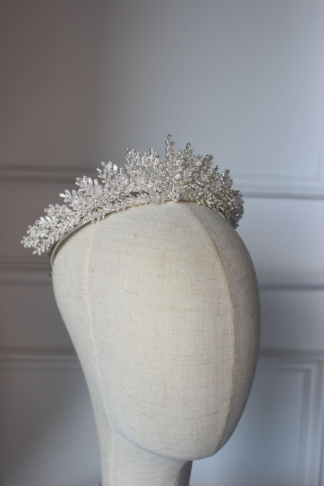 Luciana silver bridal crown
