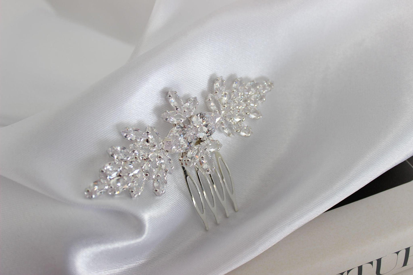 Mara crystal silver bridal hair pin