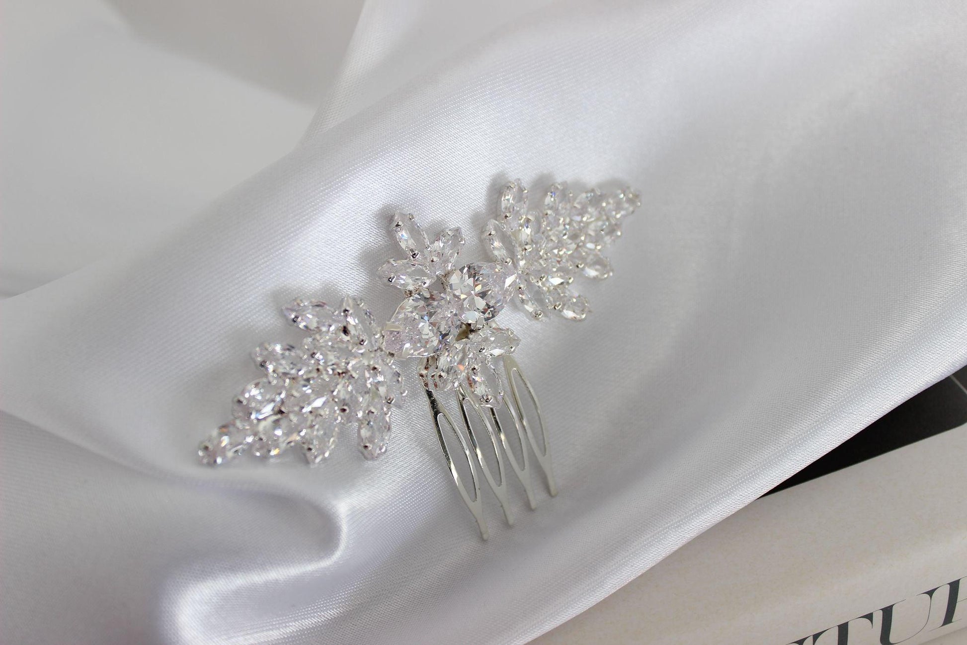 Mara crystal silver bridal hair pin