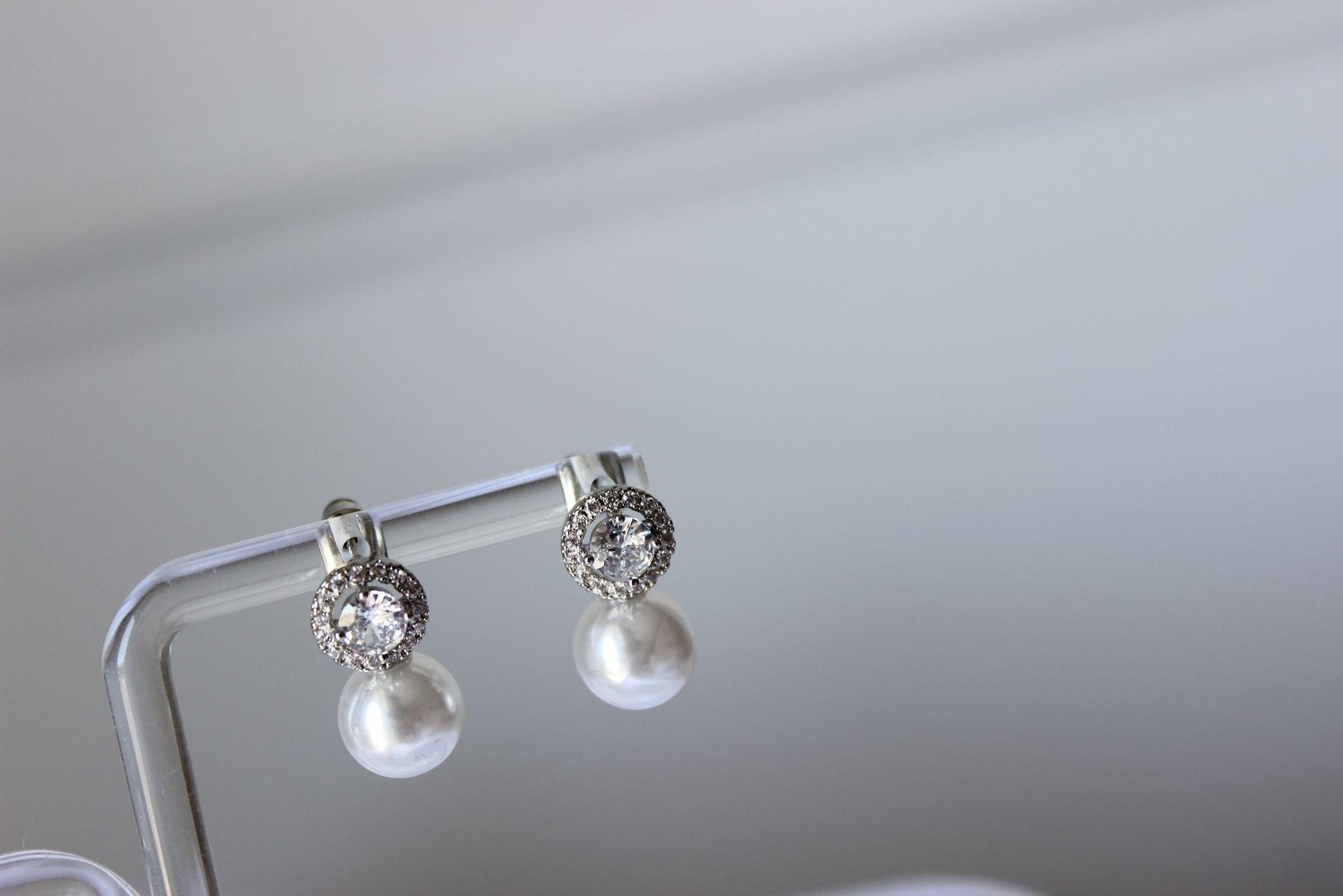 Mariane pearl drop cubic zirconia silver earrings