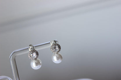 Mariane pearl drop cubic zirconia silver earrings