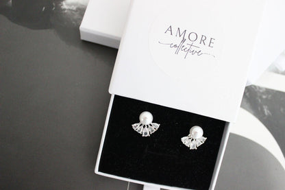 Marie pearl silver studs