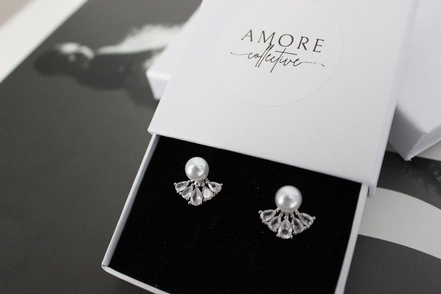 Marie pearl silver studs