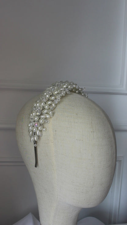 "DINA" Pearl Bridal Headpiece