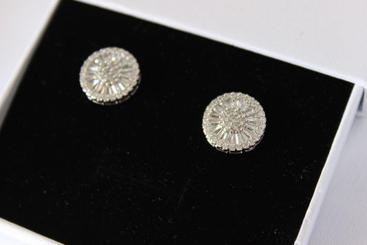 Nancy small silver stud earrings
