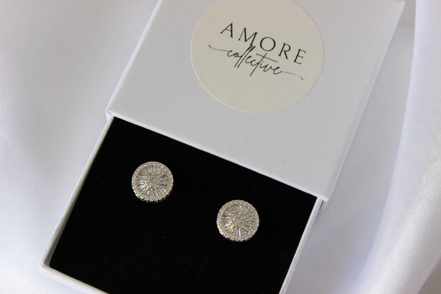 "NANCY" Small Silver Stud Earrings