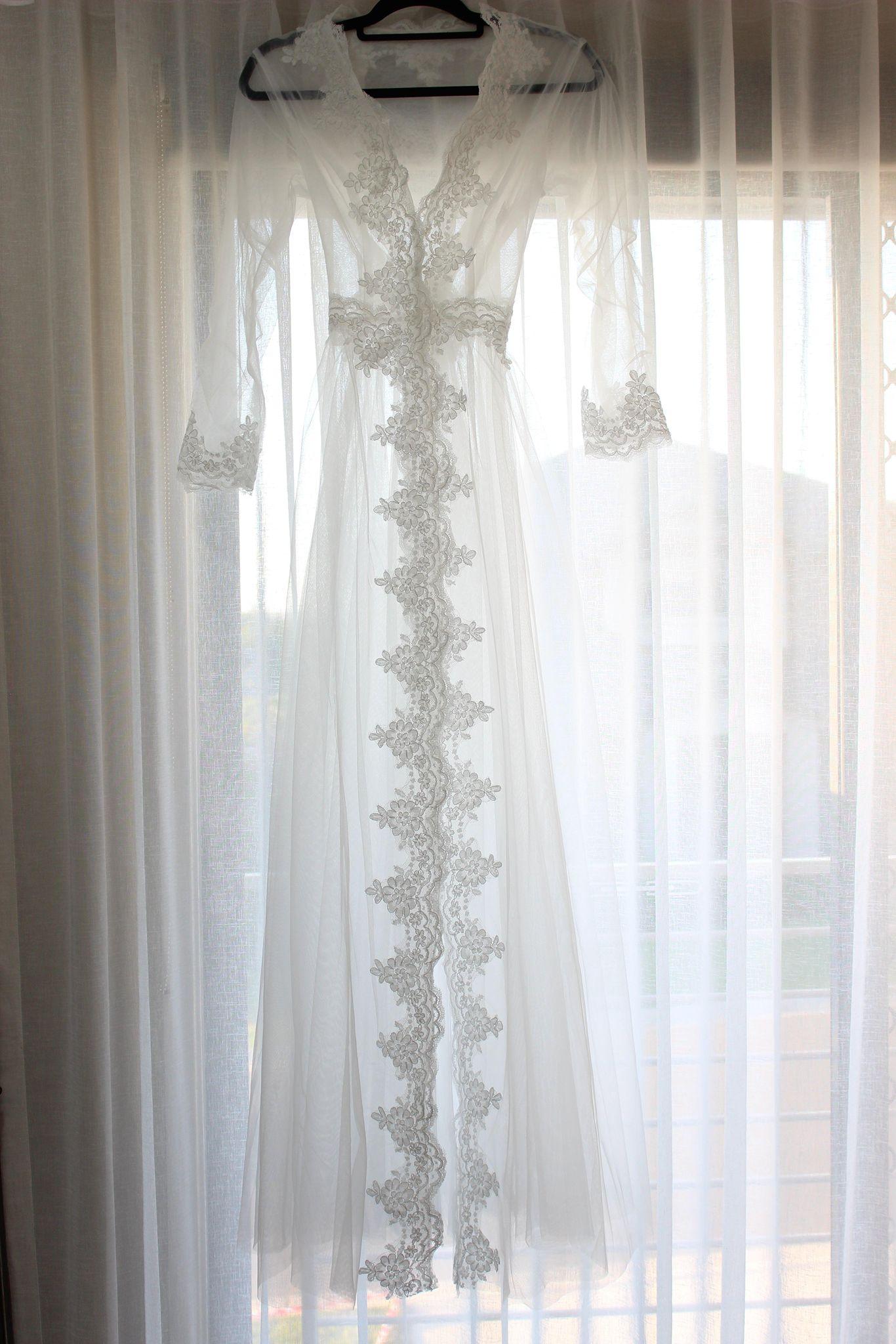 Valentina lace bridal robe
