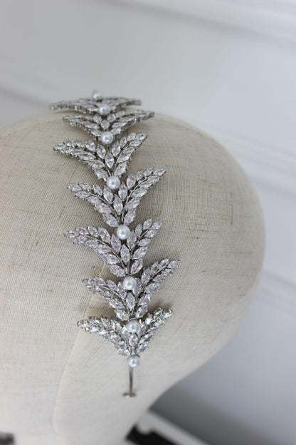 Veronica pearl & silver bridal headband