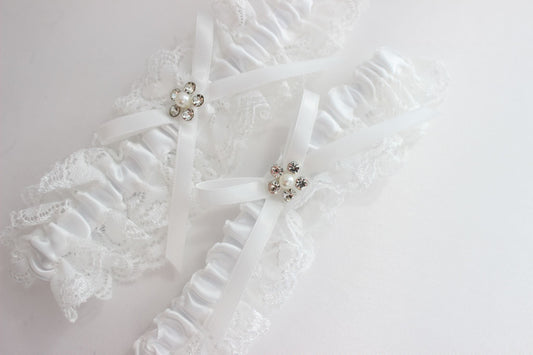 White lace bridal garter set